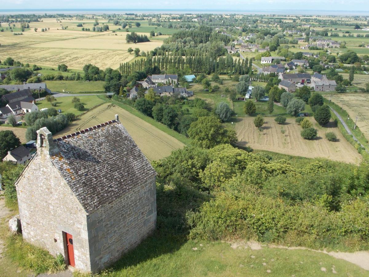 Chambre Du Retour En Enfance - Abdl Dol-de-Bretagne Bagian luar foto